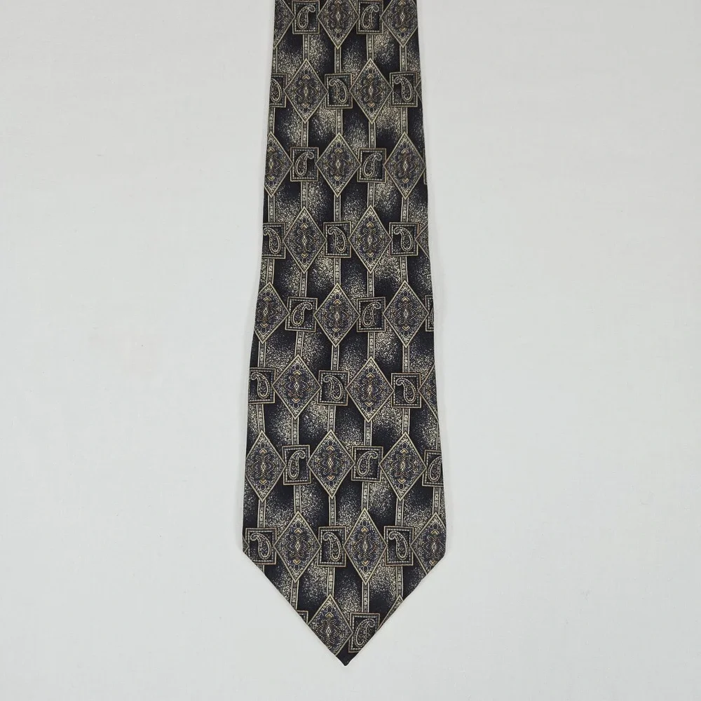 Vintage 90s Villa Bugatti Italian Silk Geometric Paisley Tie Navy Gold 3.75 x 58